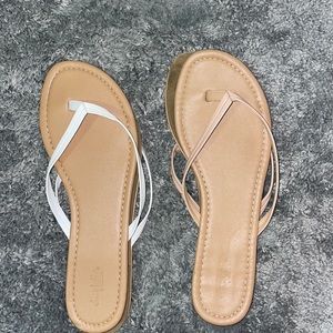 2 Pair Sandals